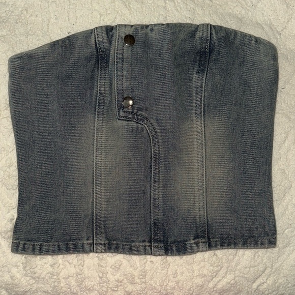 STRAPLESS DENIM BANDEAU TOP - Picture 2 of 3